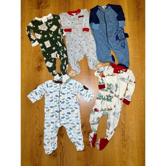 Boy 6M Sleeper Lot Burts Bees Christmas Little Me Gerber Organic Child Of Mine - Picture 1 of 14